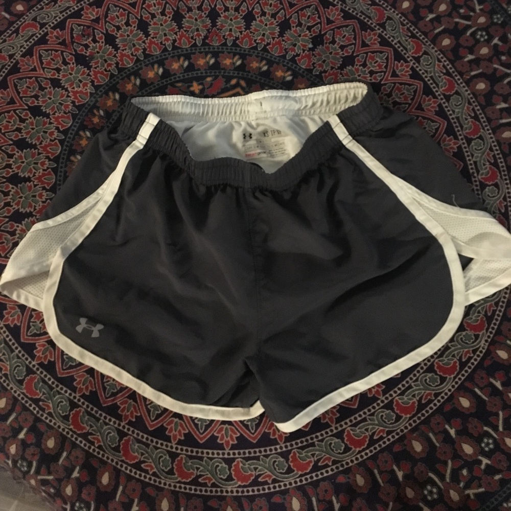 Lightweight running short shorts